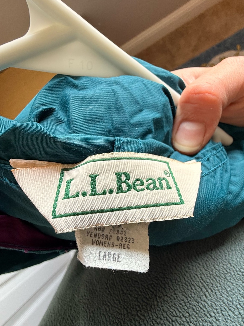 LL Bean Vintage Pullover Rain jacket - Picture 3 of 3